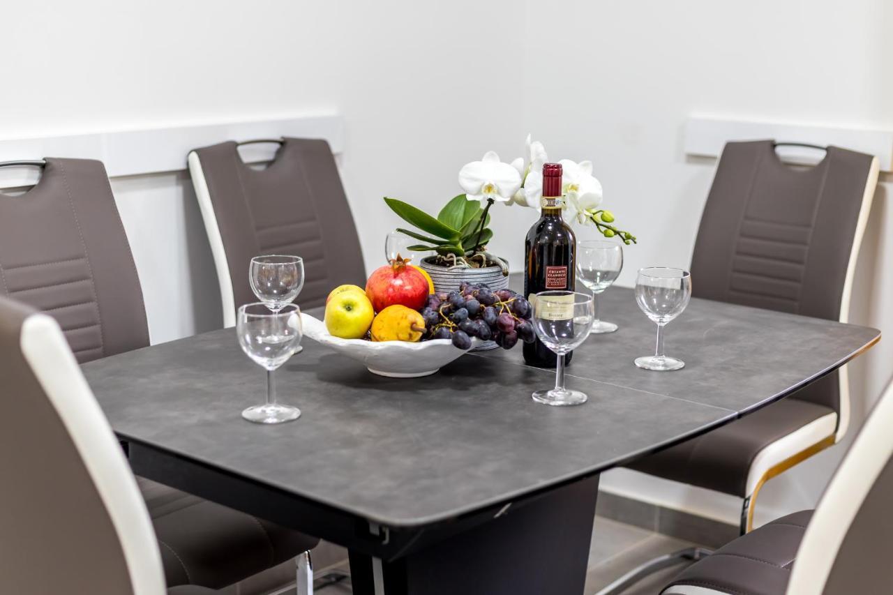 Apartment Lana バスカ エクステリア 写真