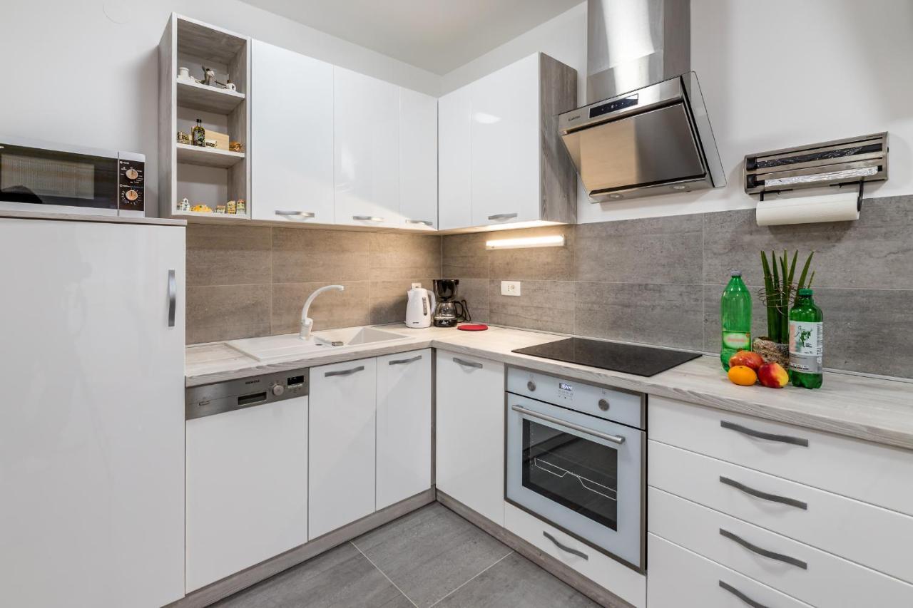 Apartment Lana バスカ エクステリア 写真