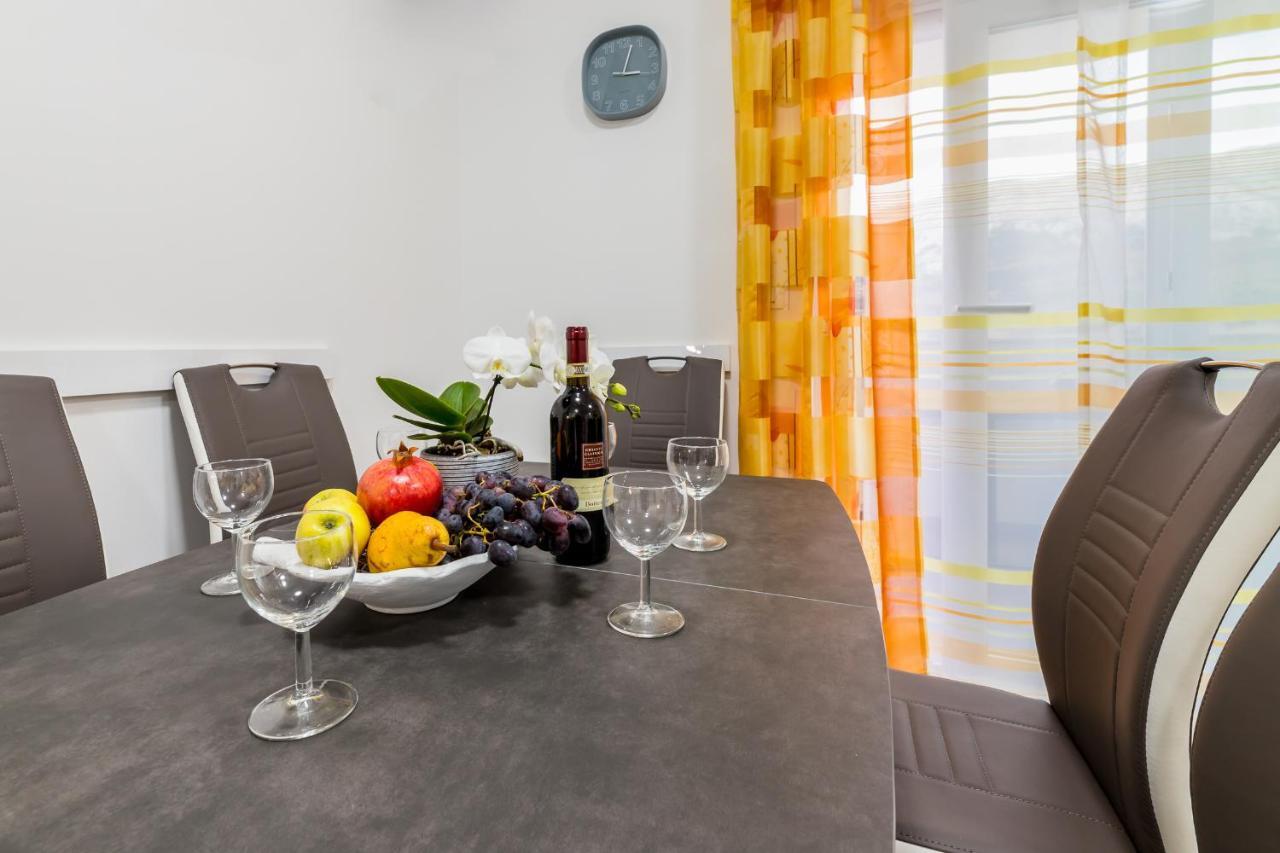Apartment Lana バスカ エクステリア 写真