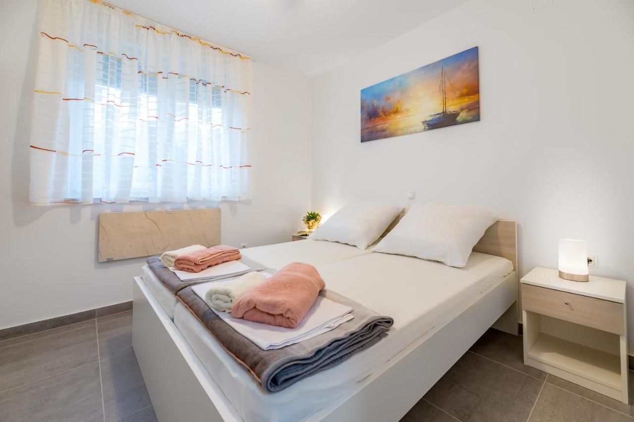 Apartment Lana バスカ エクステリア 写真